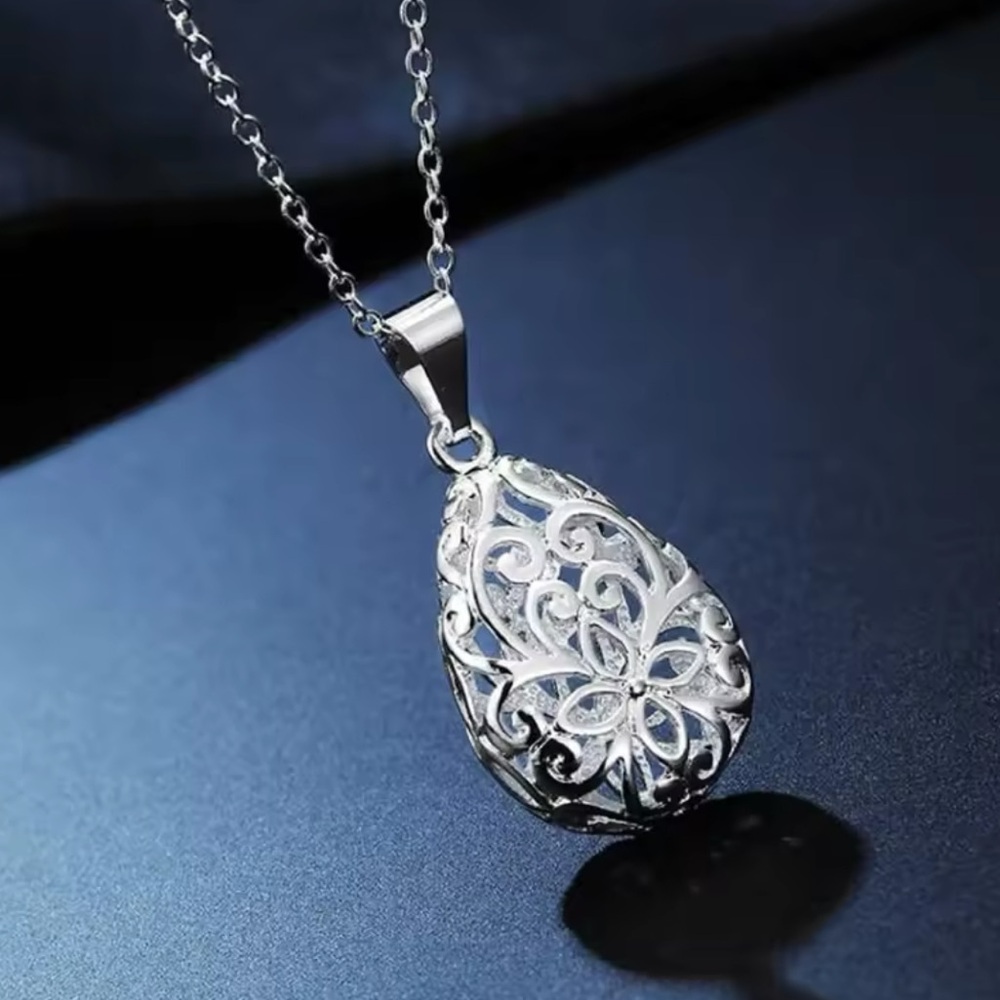 Sterling Silver Floral Necklace